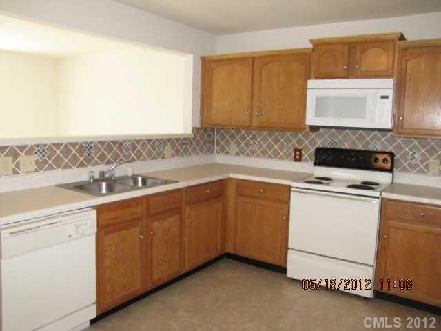 6442 Matlea Ct, Charlotte, NC 28215