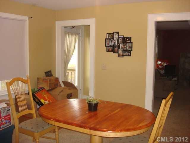 8623 Island Pointe Rd, Sherrills Ford, NC 28673