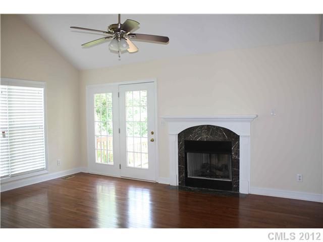 1249 SE Pressley Downs Dr, Concord, NC 28025