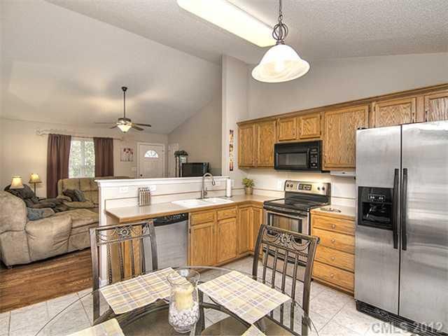5102 Daffodil Ln, Concord, NC 28025
