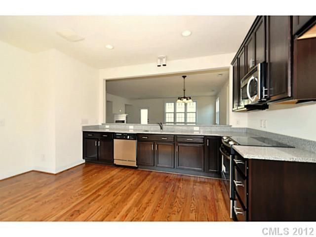 1027 White Pointe Dr #183, Huntersville, NC 28078