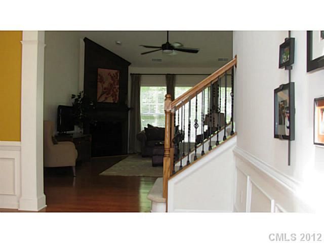 10333 Blairbeth St #End, Charlotte, NC 28277