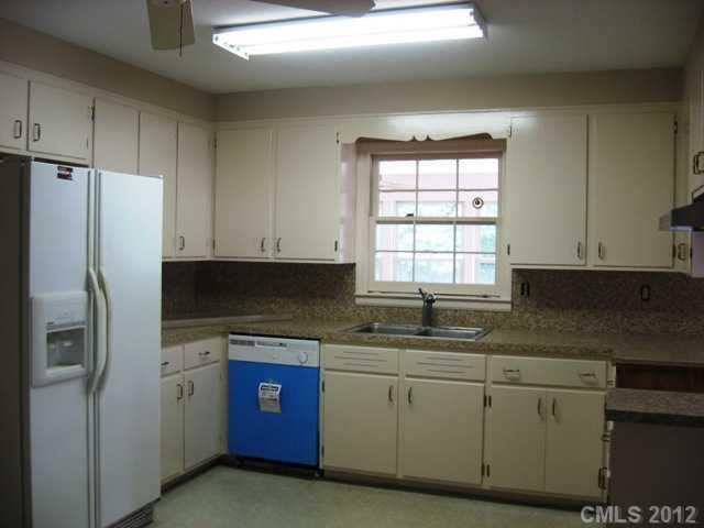 305 Fairway Dr, Fort Mill, SC 29715