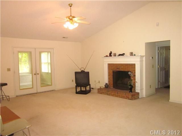 12091 Spinnaker Dr, Tega Cay, SC 29708