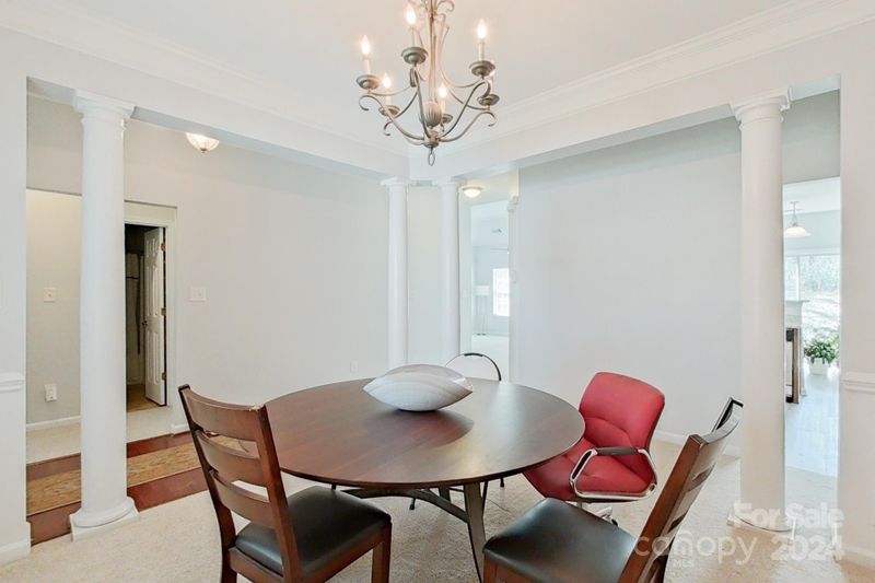 4004 Asher Ct, Charlotte, NC 28215