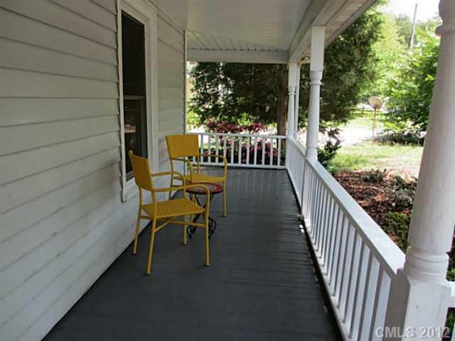 633 Concord Rd, Davidson, NC 28036