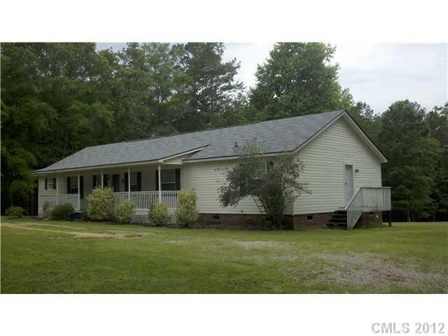 4046 Forest Brook Dr, Edgemoor, SC 29712