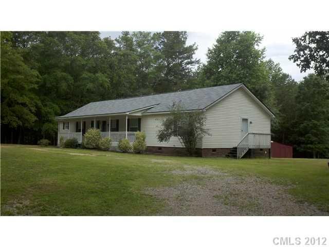 4046 Forest Brook Dr, Edgemoor, SC 29712