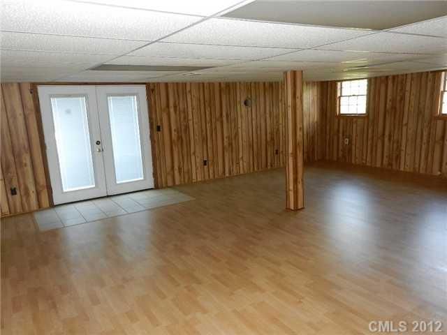 1205 Mays Chapel Rd, Newton, NC 28658