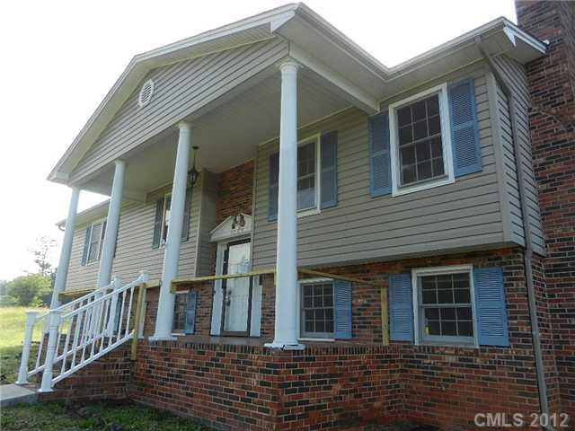 1205 Mays Chapel Rd, Newton, NC 28658