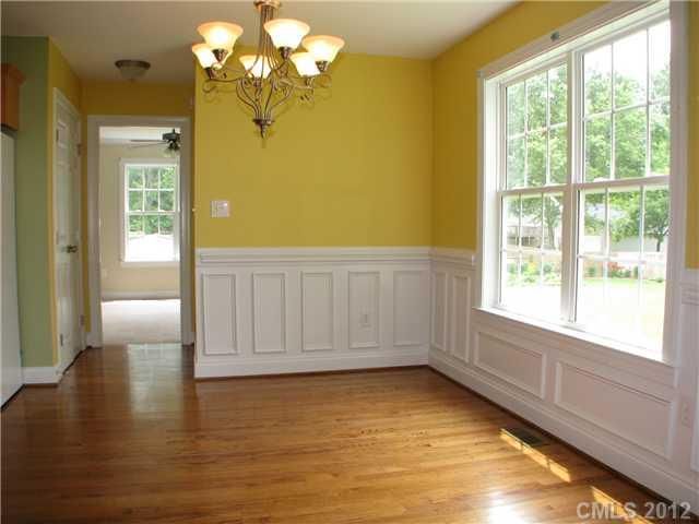139 Oakdale Ave, Concord, NC 28027