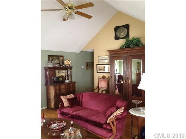 207 Howe St #L 106, Belmont, NC 28012