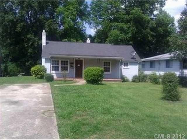 1638 Newland Rd, Charlotte, NC 28216