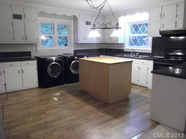 32 Bost Nursery Rd, Maiden, NC 28650