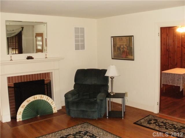 801 Morningside Rd, Charlotte, NC 28214