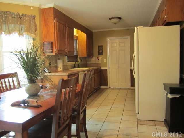 347 Deep Forest Ct, Gastonia, NC 28056