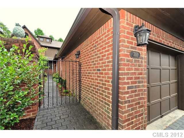 7441 Newmans Ln #-, Charlotte, NC 28270