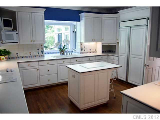2130 Sharon Ln, Charlotte, NC 28211