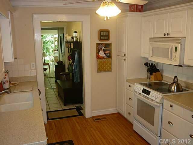 99 Hillside Ave, Concord, NC 28025
