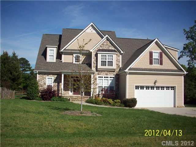 121 Leah Ln, Troutman, NC 28166