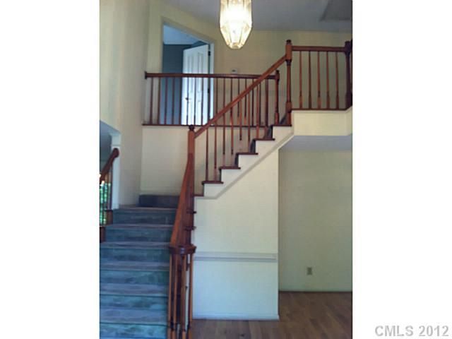 913 Doby Springs Dr, Charlotte, NC 28262