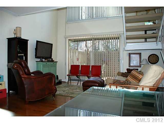 2225 Rexford Rd #E, Charlotte, NC 28211