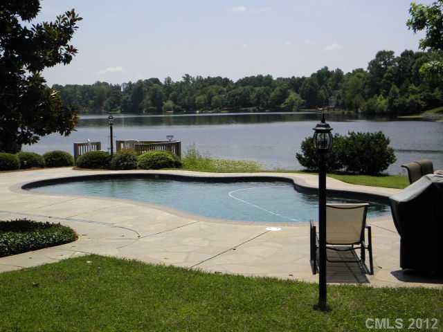 504 Shoreline Dr, Weddington, NC 28104
