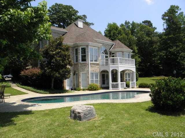 504 Shoreline Dr, Weddington, NC 28104