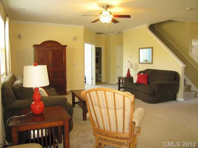13523 Quiet Stream Ct, Charlotte, NC 28273