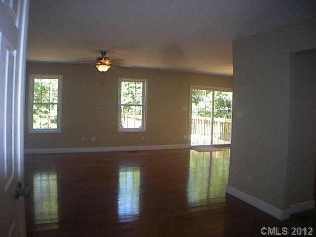 3619 Kensington St, Denver, NC 28037