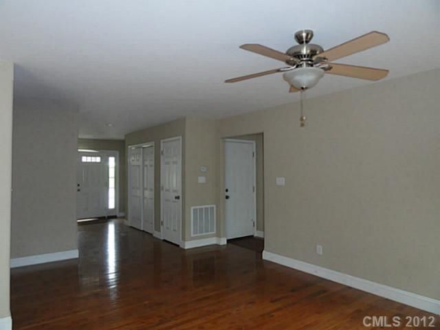 3619 Kensington St, Denver, NC 28037