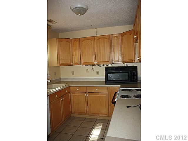 5801 Carved Oak Cir, Charlotte, NC 28227