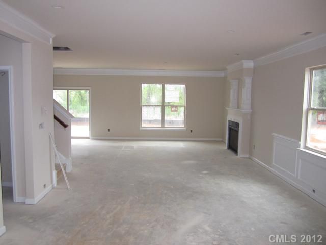 527 Danson Dr, Fort Mill, SC 29715