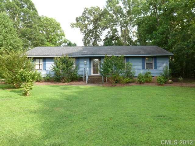 557 Freemont Dr, Lancaster, SC 29720