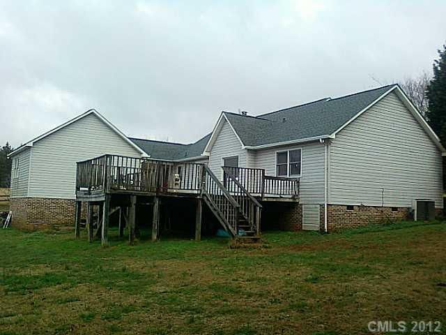 1393 Crossland Rd, Clover, SC 29710