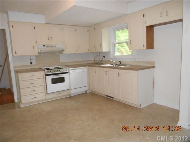 6501 Eaglecrest Rd, Charlotte, NC 28212