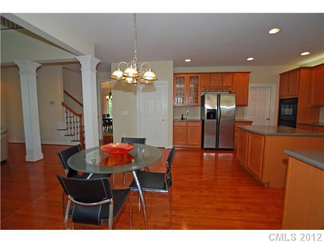5739 Summerston Pl, Charlotte, NC 28277