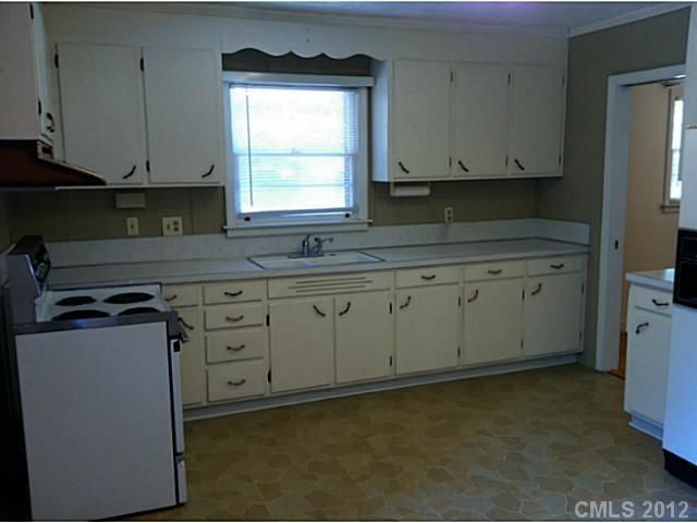 5015 Nevin Rd, Charlotte, NC 28269