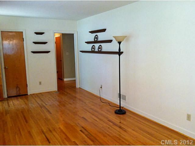 5015 Nevin Rd, Charlotte, NC 28269