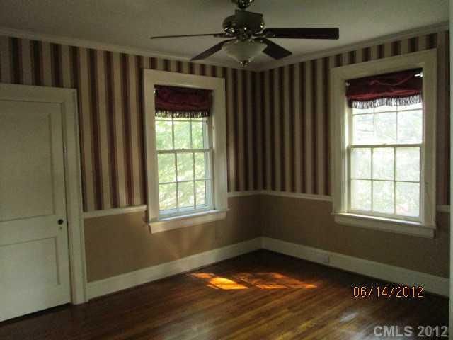21 SE Washington Ln, Concord, NC 28025