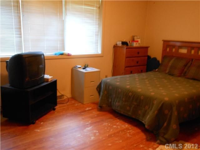 1820 Herrin Ave #1820, Charlotte, NC 28205