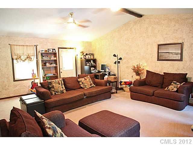 4800 Fieldbrook Dr, Kannapolis, NC 28081