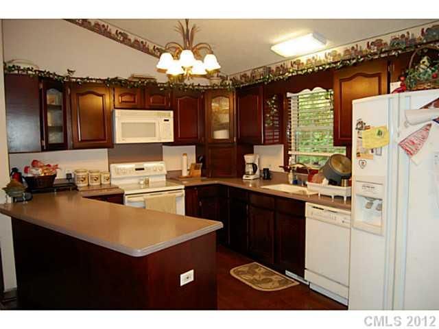 6860 Rumple Estates Rd, Kannapolis, NC 28081