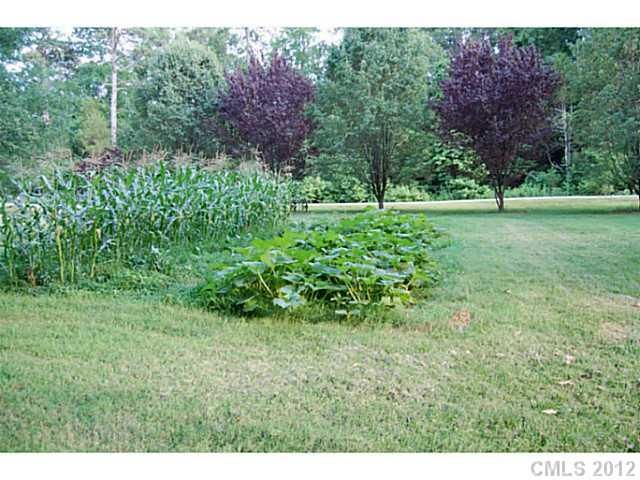 6860 Rumple Estates Rd, Kannapolis, NC 28081