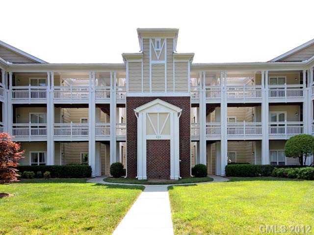 930 Jetton St #25, Davidson, NC 28036