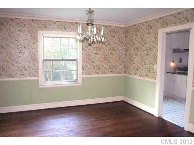 1326 W Queens Rd, Charlotte, NC 28207