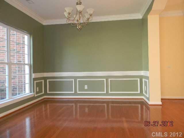 4005 Sawmill Trace Dr, Charlotte, NC 28213
