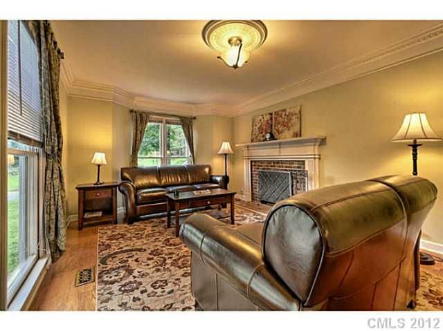 609 Bennington Pl, Charlotte, NC 28211