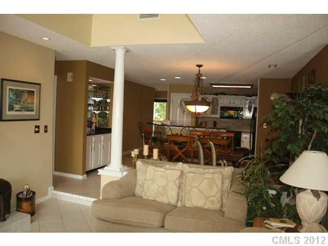 612 Portside Dr #612, Davidson, NC 28036
