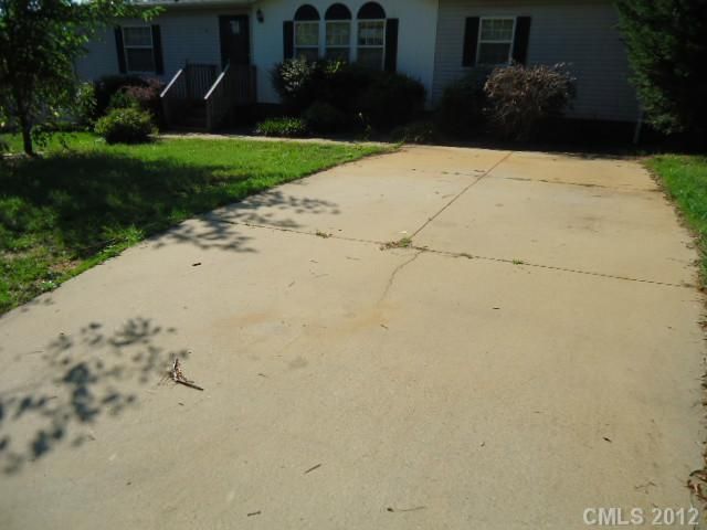5912 Lewis Rd #1, Gastonia, NC 28052